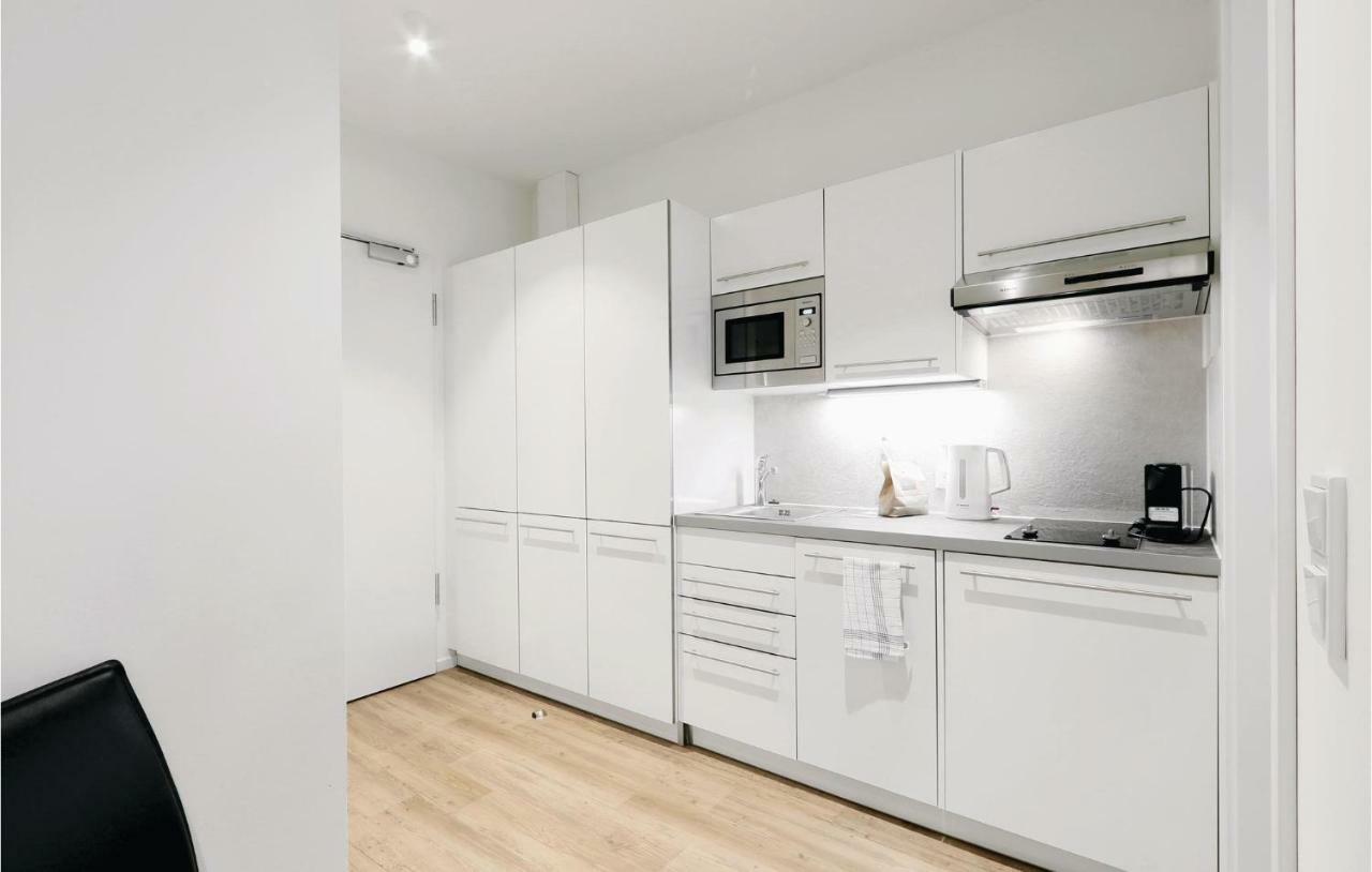 Cozy Apartment In Luebeck Travemuende With Kitchen Экстерьер фото